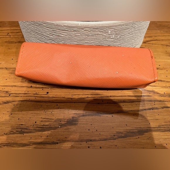 Tory Burch Designer Eyeglasses Cases + Tori Burch Dust Bag with Gold Pendant - Picture 3 of 6